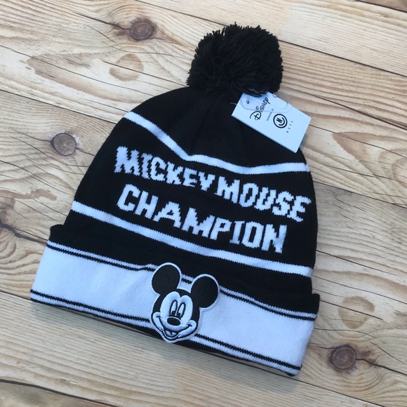 Disney by Neff Mickey Mouse Winter POM Hat - Picture 12 of 15